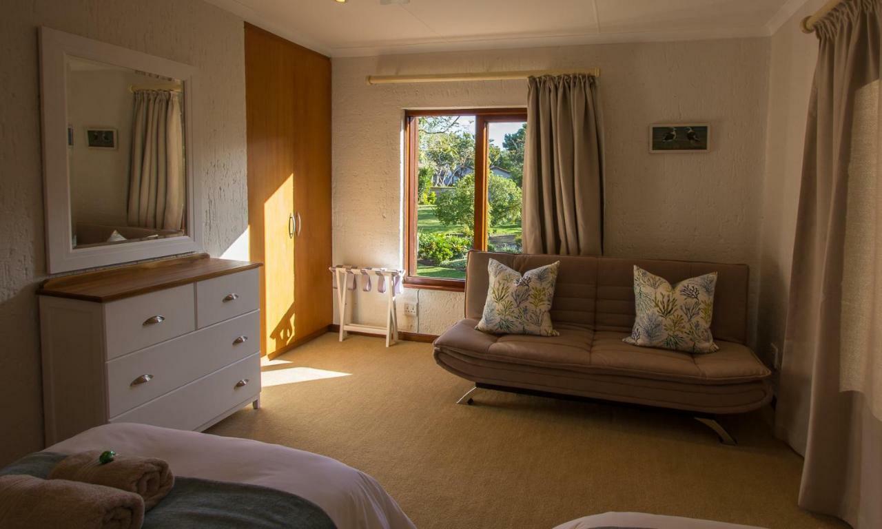 Ferienwohnung Mountain And Sea View Getaway Plettenberg Bay Exterior foto